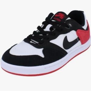 Nike White Black and Red Sneakers Kida Size 4.5